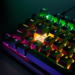 apex-pro-tkl-tech-switch-focus