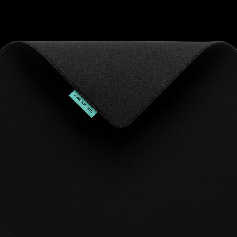 qck-performance-black-balance-hero
